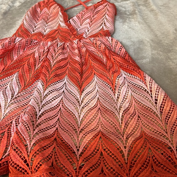 Dress the population brigitte lace romper - Picture 2 of 7